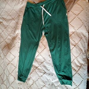 Vuori Green Jogger Pants